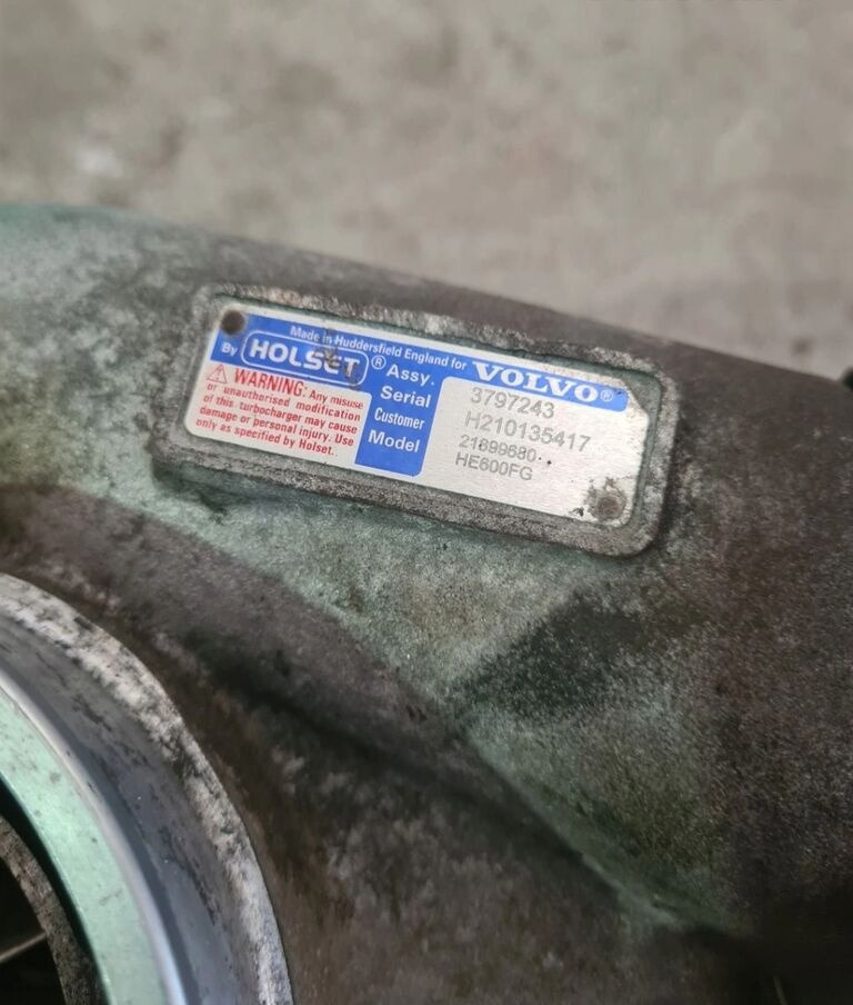 Volvo TURBINA TURBOSPRĘŻARKA FH 16 D16K 750 EURO 6 21899680 HE600FG Volvo VOLVO FH 16 D16K 750 EURO 6 21899680 HE600FG - Turbocompressor para Camião: foto 3 Volvo TURBINA TURBOSPRĘŻARKA FH 16 D16K 750 EURO 6 21899680 HE600FG Volvo VOLVO FH 16 D16K 750 EURO 6 21899680 HE600FG - Turbocompressor para Camião: foto 3