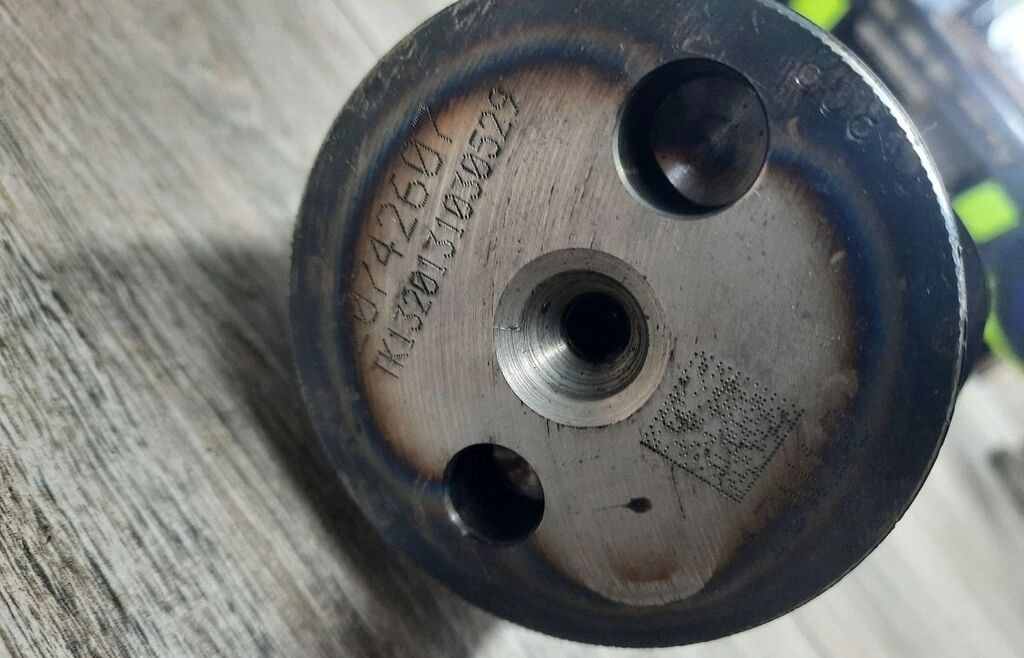 Volvo VEB FH 4 FM 4 D13K 20742607 Volvo - Árvore de cames para Camião: foto 4 Volvo VEB FH 4 FM 4 D13K 20742607 Volvo - Árvore de cames para Camião: foto 4