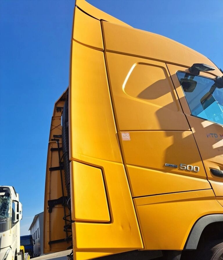 Volvo Y OWIEWKI KABINY KOMPLET FH 4 EURO 6 GLOBETROTTER Volvo FH4 Euro 6 Globetrotter - Aerodinâmica/ Aerofólio para Camião: foto 5 Volvo Y OWIEWKI KABINY KOMPLET FH 4 EURO 6 GLOBETROTTER Volvo FH4 Euro 6 Globetrotter - Aerodinâmica/ Aerofólio para Camião: foto 5