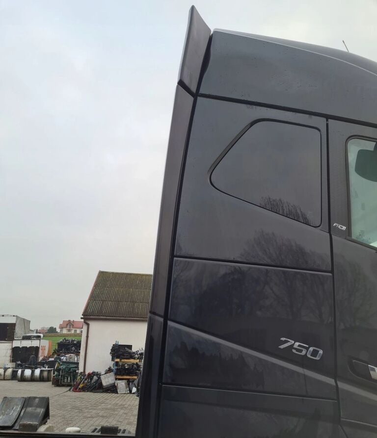 Volvo Y OWIEWKI KABINY KRÓTKIE FH 4 FH 5 FH 16 EURO 6 GLOBETROT Volvo VOLVO FH 4 FH 5 FH 16 EURO 6 GLOBETROTTER - Aerodinâmica/ Aerofólio para Camião: foto 5 Volvo Y OWIEWKI KABINY KRÓTKIE FH 4 FH 5 FH 16 EURO 6 GLOBETROT Volvo VOLVO FH 4 FH 5 FH 16 EURO 6 GLOBETROTTER - Aerodinâmica/ Aerofólio para Camião: foto 5