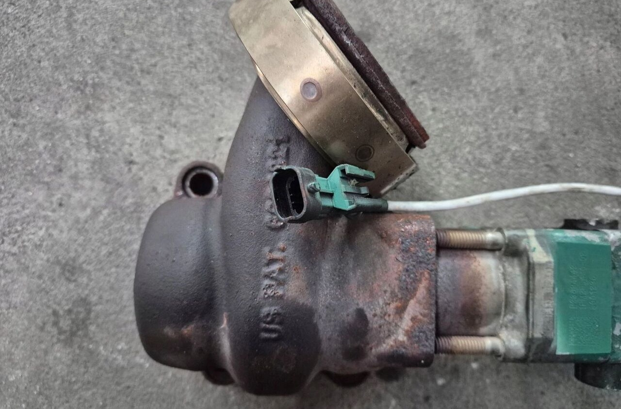 Volvo ZAWÓR HAMULEC GÓRSKI SPALIN EGR FH4 FH 16 D16K 23694442 6601821 Volvo EGR VOLVO FH4 FH 16 D16K 23694442 6601821 - Motor e peças para Camião: foto 1 Volvo ZAWÓR HAMULEC GÓRSKI SPALIN EGR FH4 FH 16 D16K 23694442 6601821 Volvo EGR VOLVO FH4 FH 16 D16K 23694442 6601821 - Motor e peças para Camião: foto 1