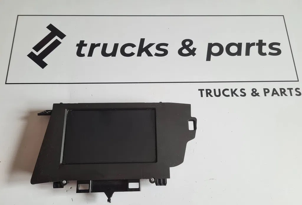 WYŚWIETLACZ PANEL RADIA NAWIGACJI VOLVO FH 4 FH 16 EURO 6 23160213 - P01 - Painel de instrumentos: foto 1 WYŚWIETLACZ PANEL RADIA NAWIGACJI VOLVO FH 4 FH 16 EURO 6 23160213 - P01 - Painel de instrumentos: foto 1