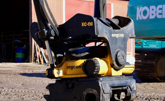 EngconEngcon EC233S-QS80-SS10 - Tiltrotator: foto 4 EngconEngcon EC233S-QS80-SS10 - Tiltrotator: foto 4
