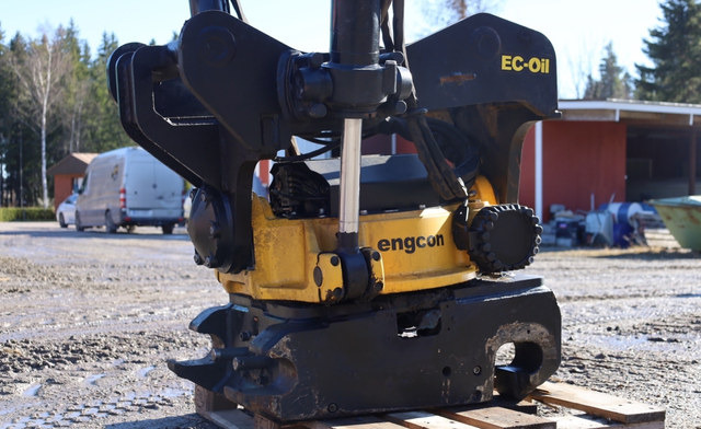 EngconEngcon EC233S-QS80-SS10 - Tiltrotator: foto 5 EngconEngcon EC233S-QS80-SS10 - Tiltrotator: foto 5