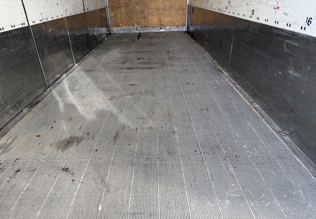 VAK Kuorma-auton päällirakenteet - Carroçaria - frigorífico: foto 4 VAK Kuorma-auton päällirakenteet - Carroçaria - frigorífico: foto 4