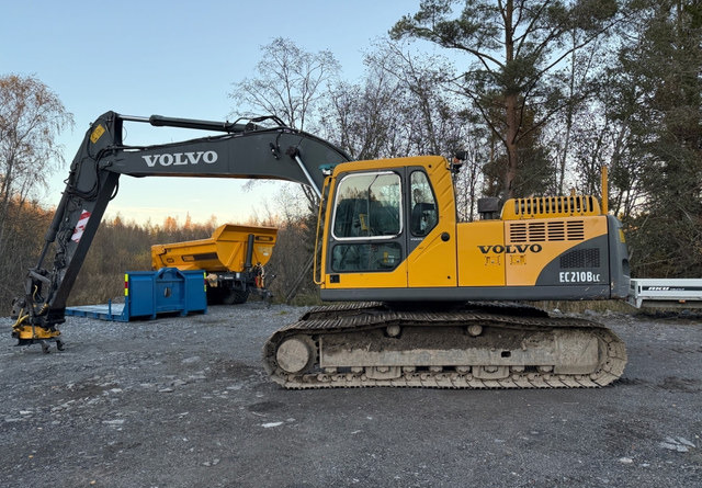 VolvoEC210 BLC - Escavadora de rastos: foto 1 VolvoEC210 BLC - Escavadora de rastos: foto 1