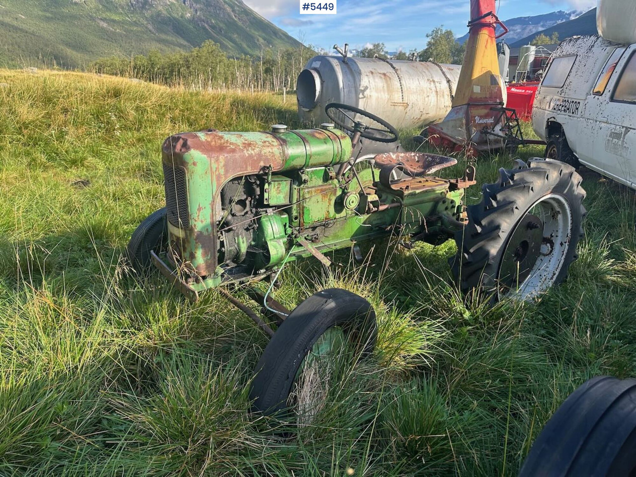 1950 Holder B10/D veteran tractor. Rep object. - Trator: foto 1 1950 Holder B10/D veteran tractor. Rep object. - Trator: foto 1