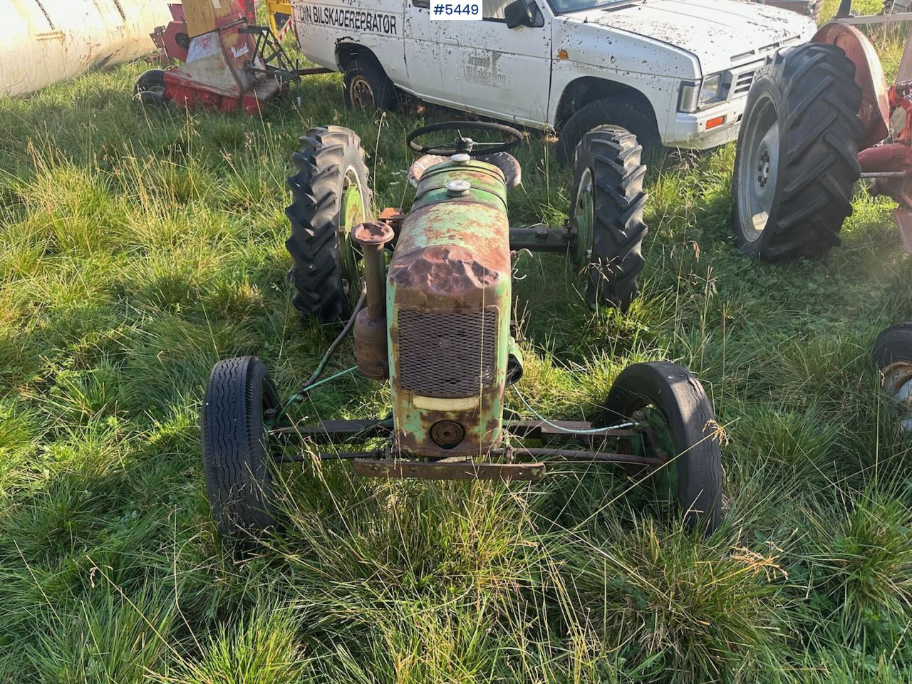 1950 Holder B10/D veteran tractor. Rep object. - Trator: foto 2 1950 Holder B10/D veteran tractor. Rep object. - Trator: foto 2