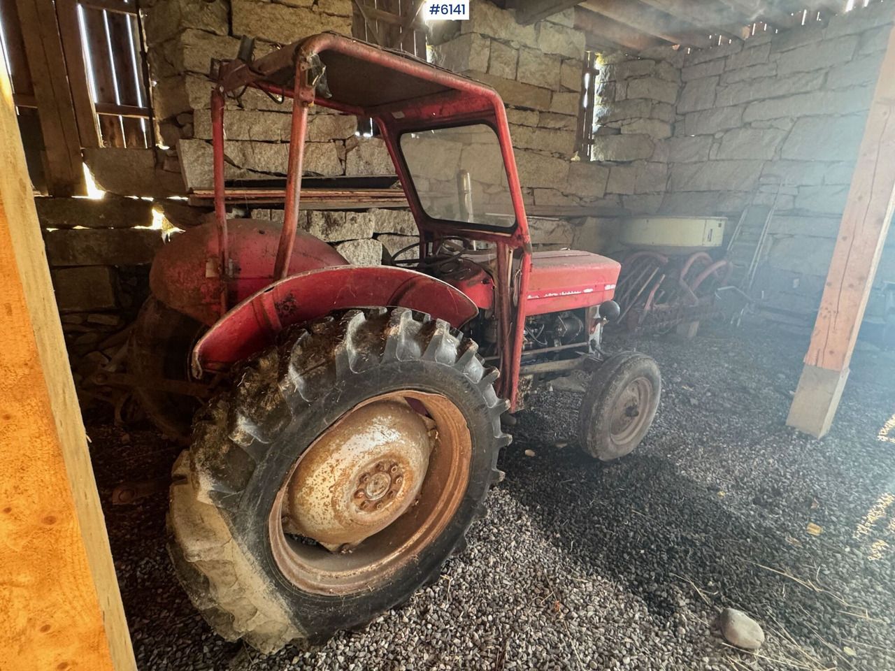 1967 Massey Ferguson 135. WATCH VIDEO! - Trator: foto 4 1967 Massey Ferguson 135. WATCH VIDEO! - Trator: foto 4