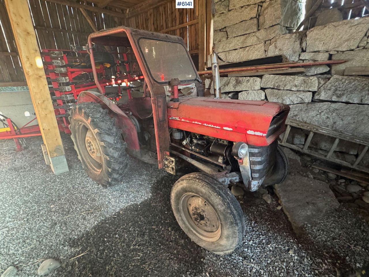 1967 Massey Ferguson 135. WATCH VIDEO! - Trator: foto 1 1967 Massey Ferguson 135. WATCH VIDEO! - Trator: foto 1