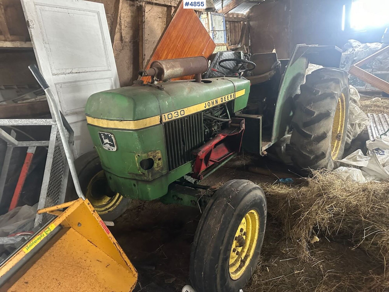 1980 John Deere 1030 tractor w/ twin deck and duun cabin. See hours. - Trator: foto 5 1980 John Deere 1030 tractor w/ twin deck and duun cabin. See hours. - Trator: foto 5