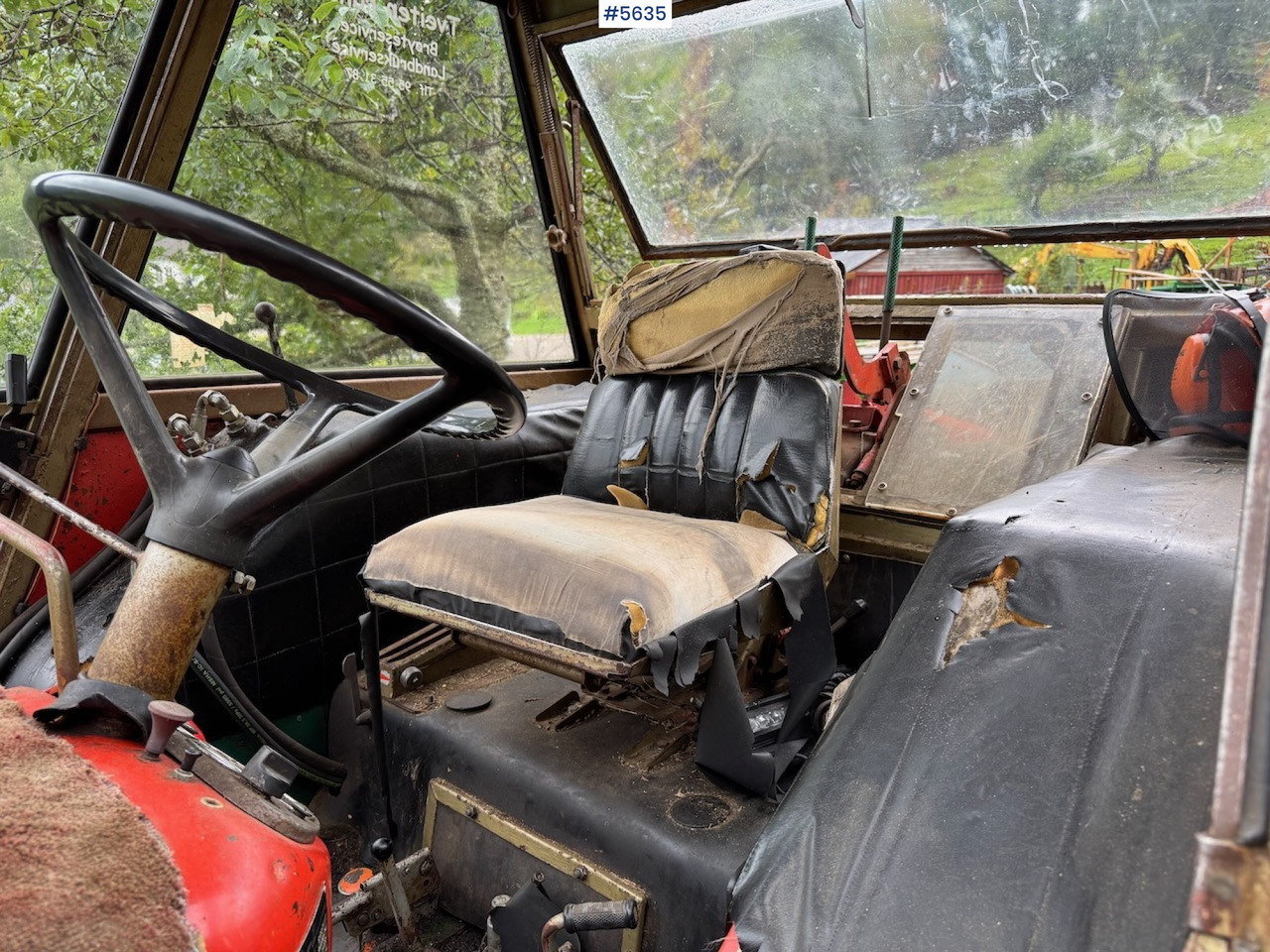 Trator 1981 Zetor 5945 forest-equipped: foto 9
