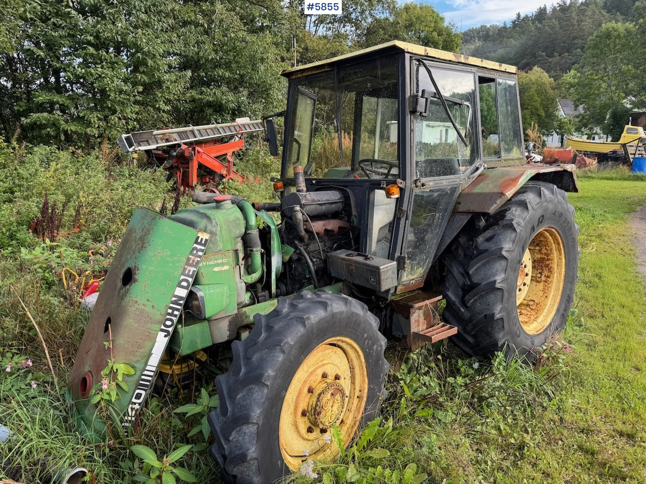 1982 John Deere 1140 with front loader and a parts tractor - Trator: foto 3 1982 John Deere 1140 with front loader and a parts tractor - Trator: foto 3