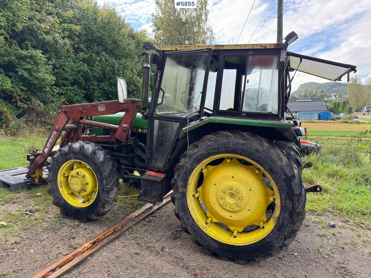 1982 John Deere 1140 with front loader and a parts tractor - Trator: foto 4 1982 John Deere 1140 with front loader and a parts tractor - Trator: foto 4