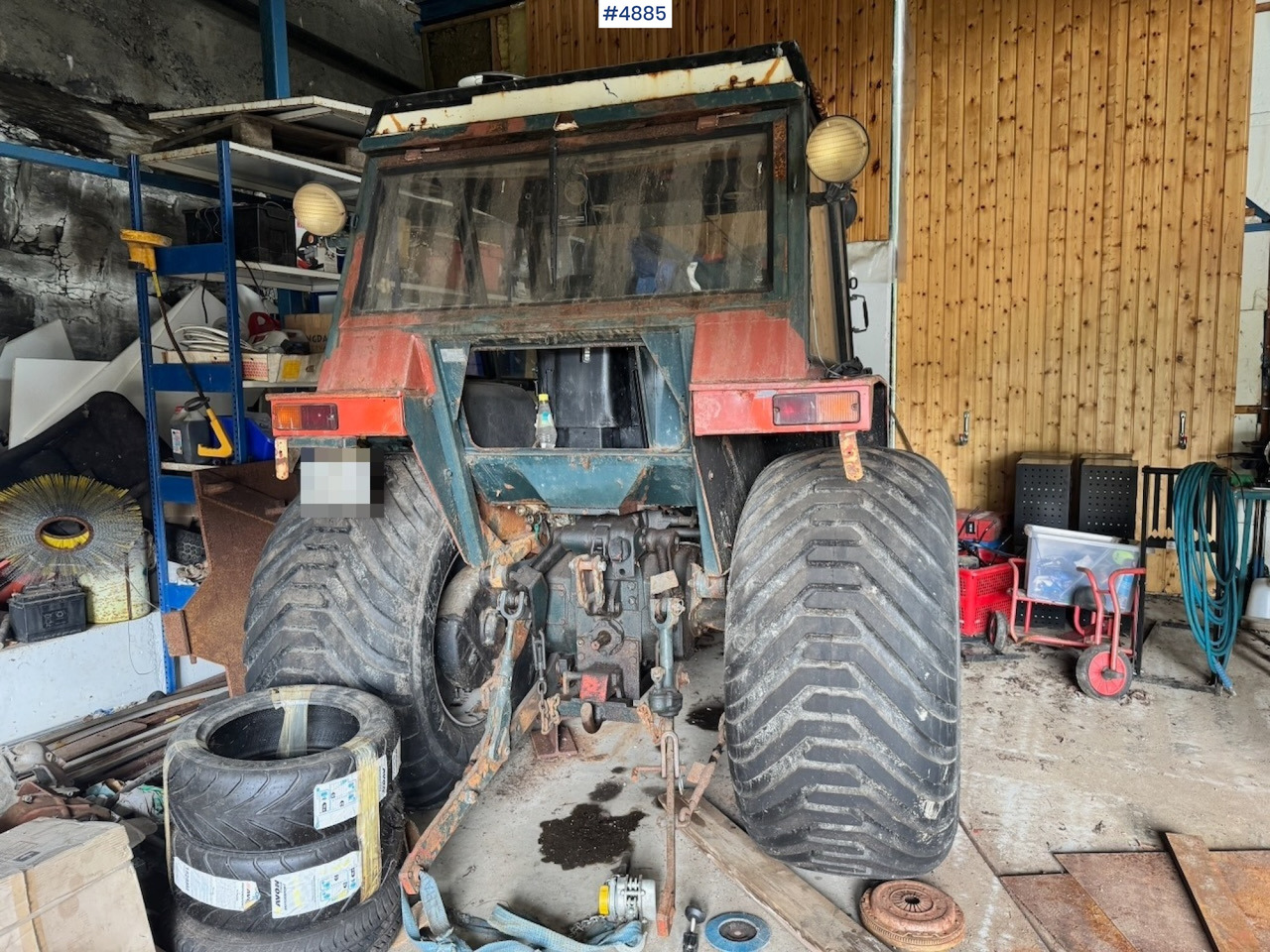 1982 Zetor 5011 4x2 Traktor. Gåen Clutch. - Trator: foto 3 1982 Zetor 5011 4x2 Traktor. Gåen Clutch. - Trator: foto 3