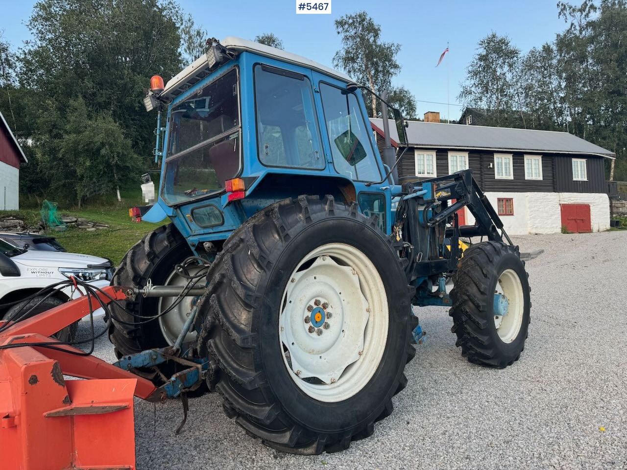 1983 Ford 7710 4x4 w/ frontloader - Trator: foto 4 1983 Ford 7710 4x4 w/ frontloader - Trator: foto 4