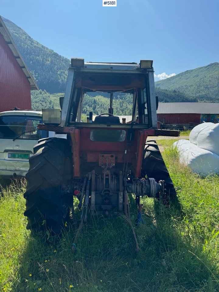 Locação financeira de  1985 Massey Ferguson 675 4x4 share tractor 1985 Massey Ferguson 675 4x4 share tractor: foto 8