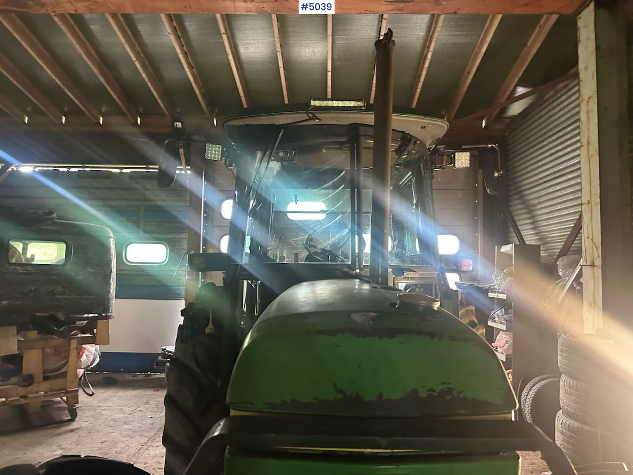 1987 John Deere 2850 Synchron w/ front loader - Trator: foto 3 1987 John Deere 2850 Synchron w/ front loader - Trator: foto 3