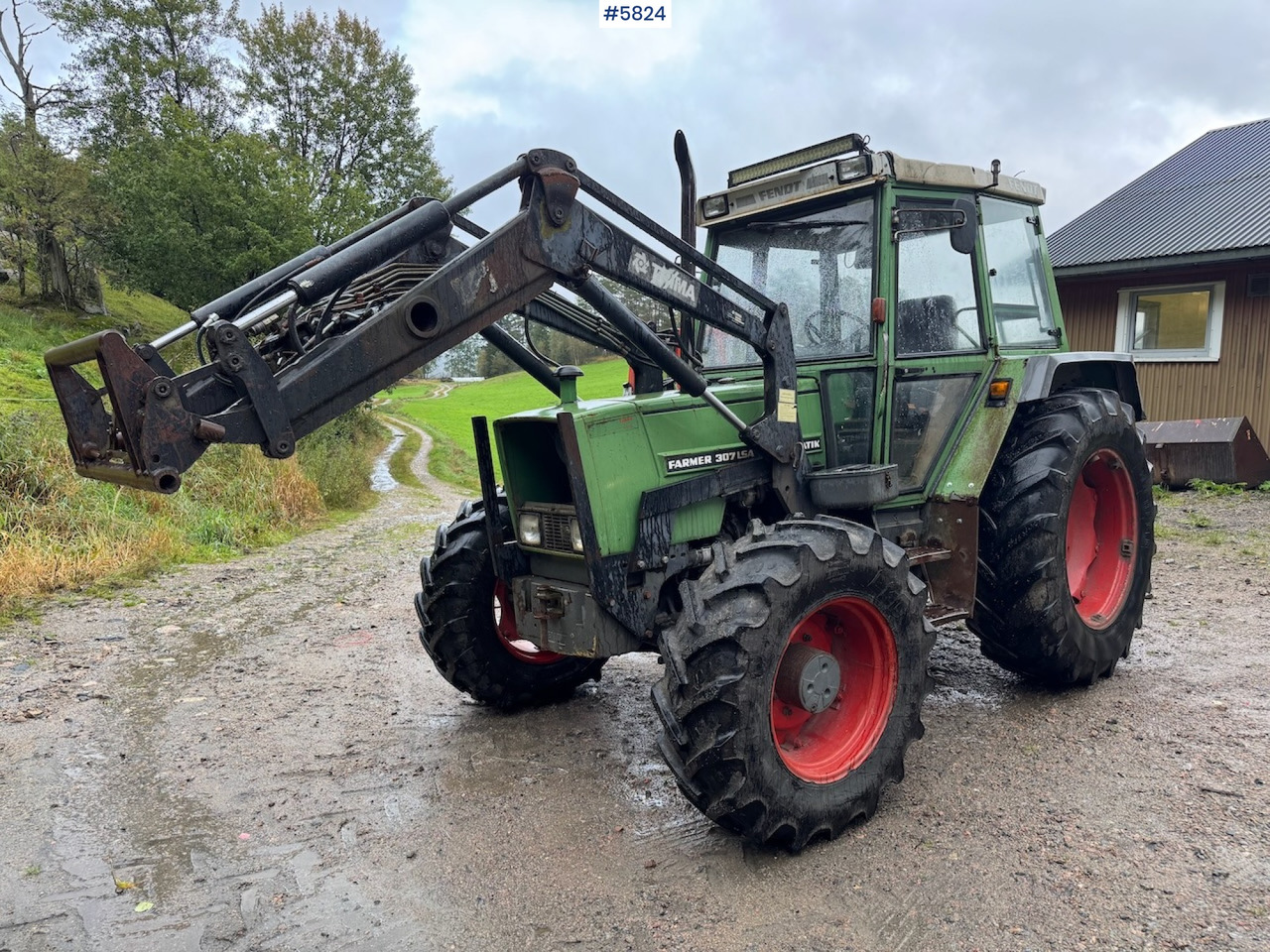 1991 Fendt Farmer 307 LSA w/ front loader. - Trator: foto 2 1991 Fendt Farmer 307 LSA w/ front loader. - Trator: foto 2
