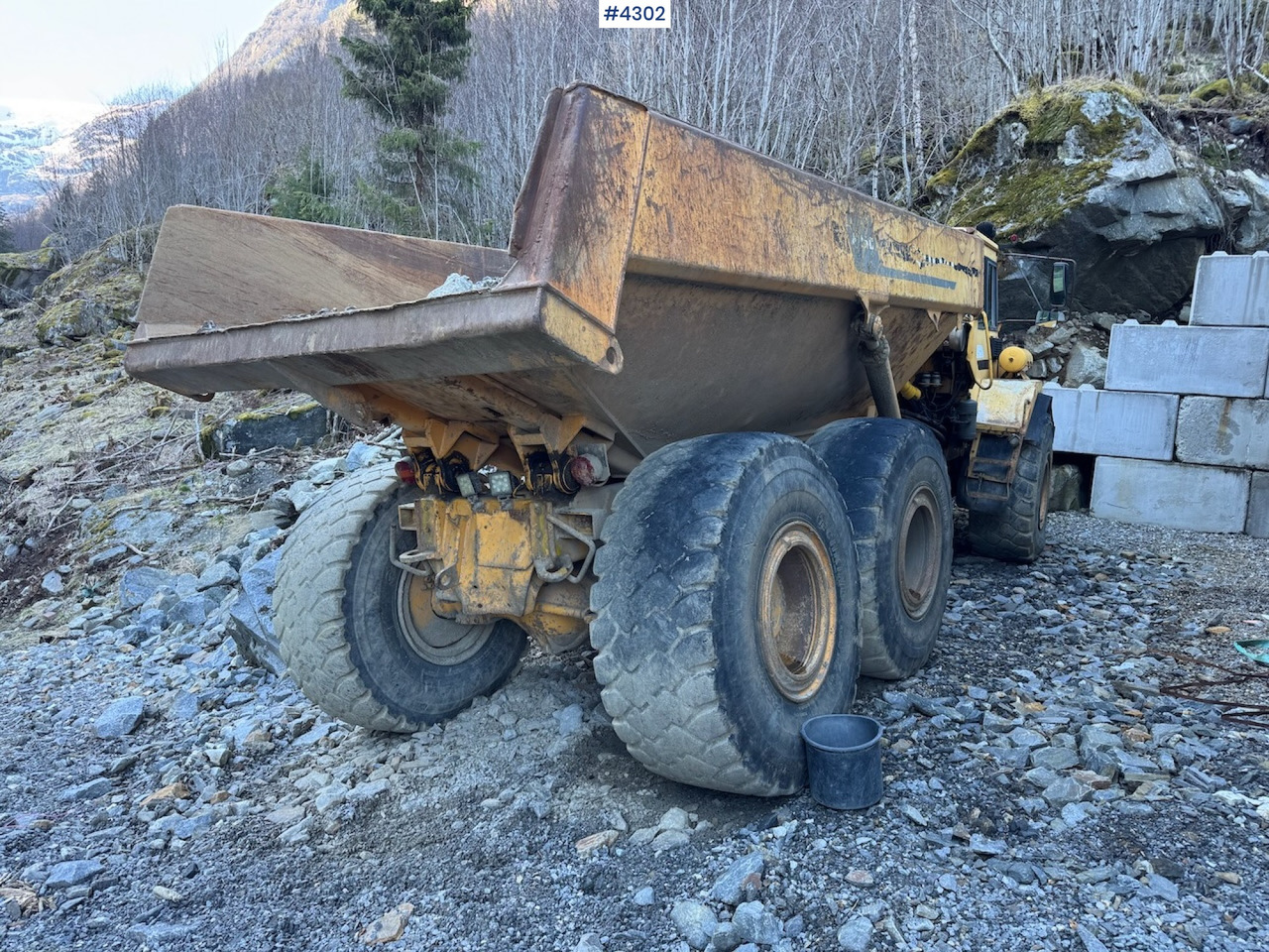 1996 Volvo A25C 6x6 - Caminhão articulado: foto 4 1996 Volvo A25C 6x6 - Caminhão articulado: foto 4