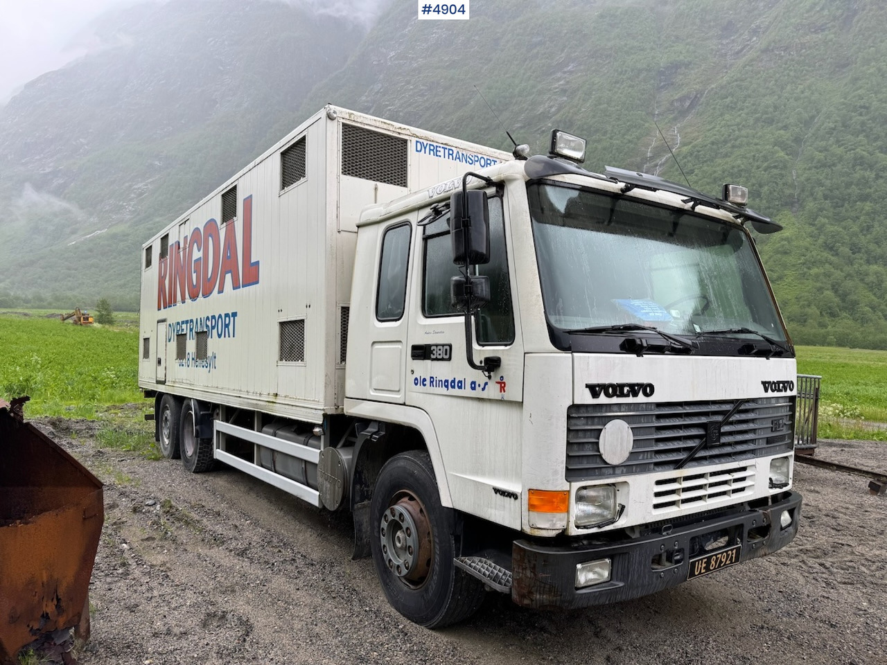 1996 Volvo FL12 6x2 Animal transport. - Camião transporte de gado: foto 3 1996 Volvo FL12 6x2 Animal transport. - Camião transporte de gado: foto 3