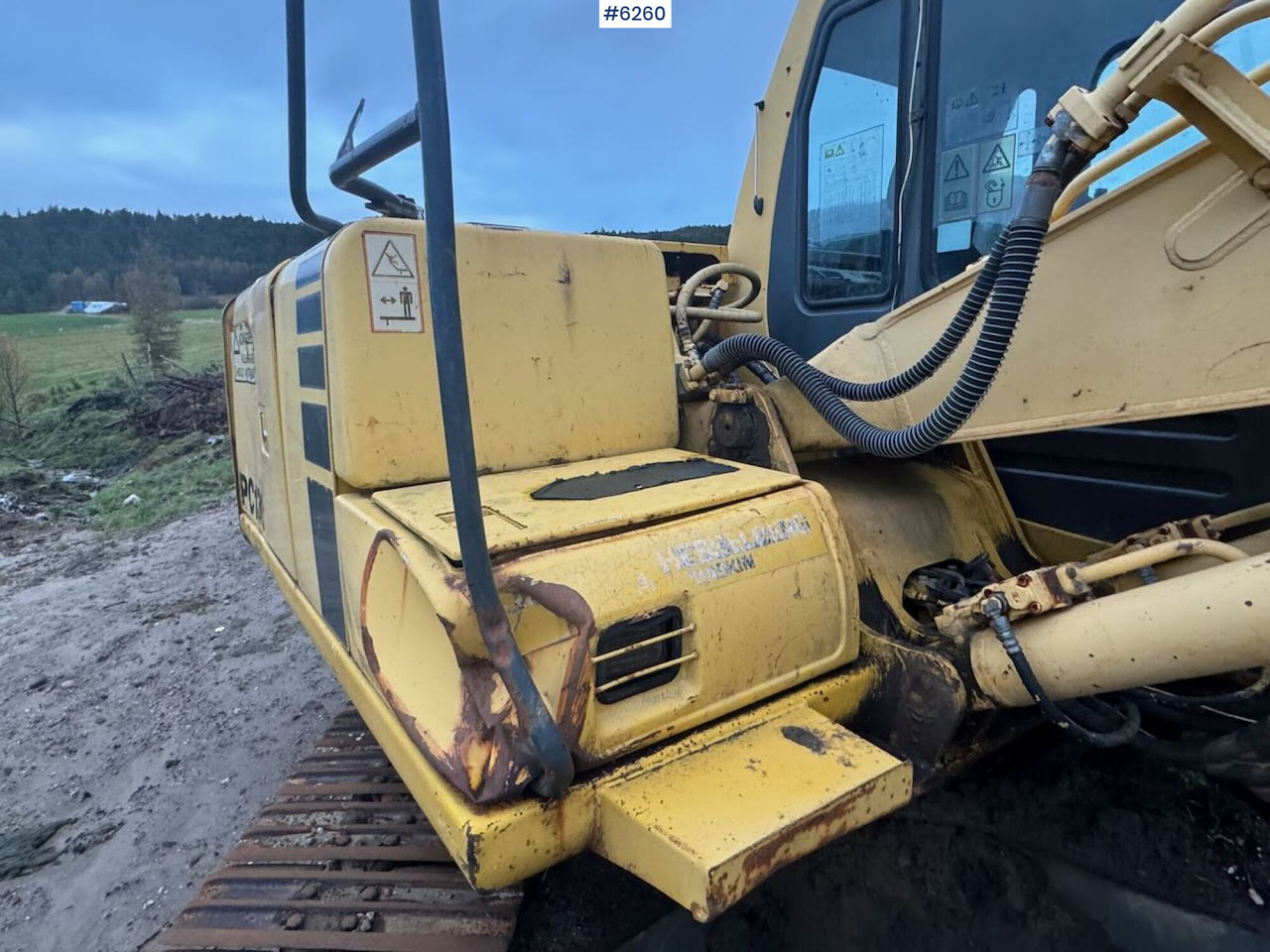 Escavadeira 1998 Komatsu PC130-6K with Grading Bucket and Digging Bucket!: foto 19 Escavadeira 1998 Komatsu PC130-6K with Grading Bucket and Digging Bucket!: foto 19