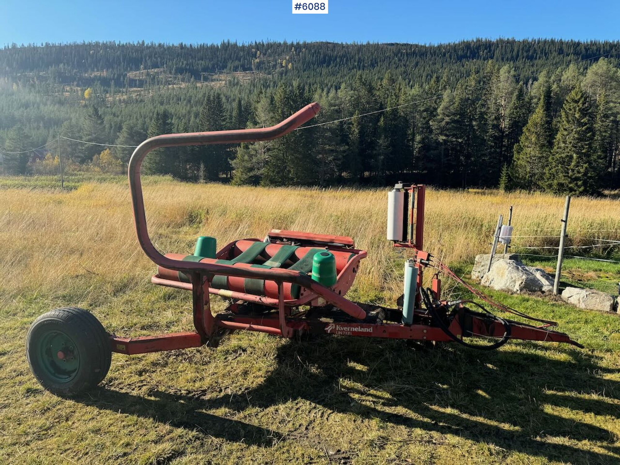 1998 Kverneland 7335 Round bale wrapper - Máquina para produção de feno: foto 3 1998 Kverneland 7335 Round bale wrapper - Máquina para produção de feno: foto 3