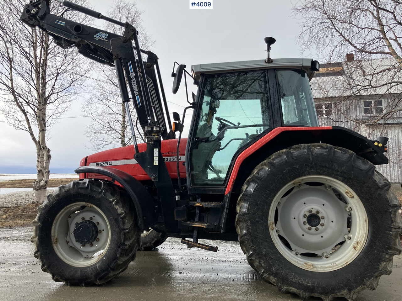 2001 Massey Ferguson 6290 4x4 w/ Trima 480 loader. WATCH VIDEO. - Trator: foto 2 2001 Massey Ferguson 6290 4x4 w/ Trima 480 loader. WATCH VIDEO. - Trator: foto 2
