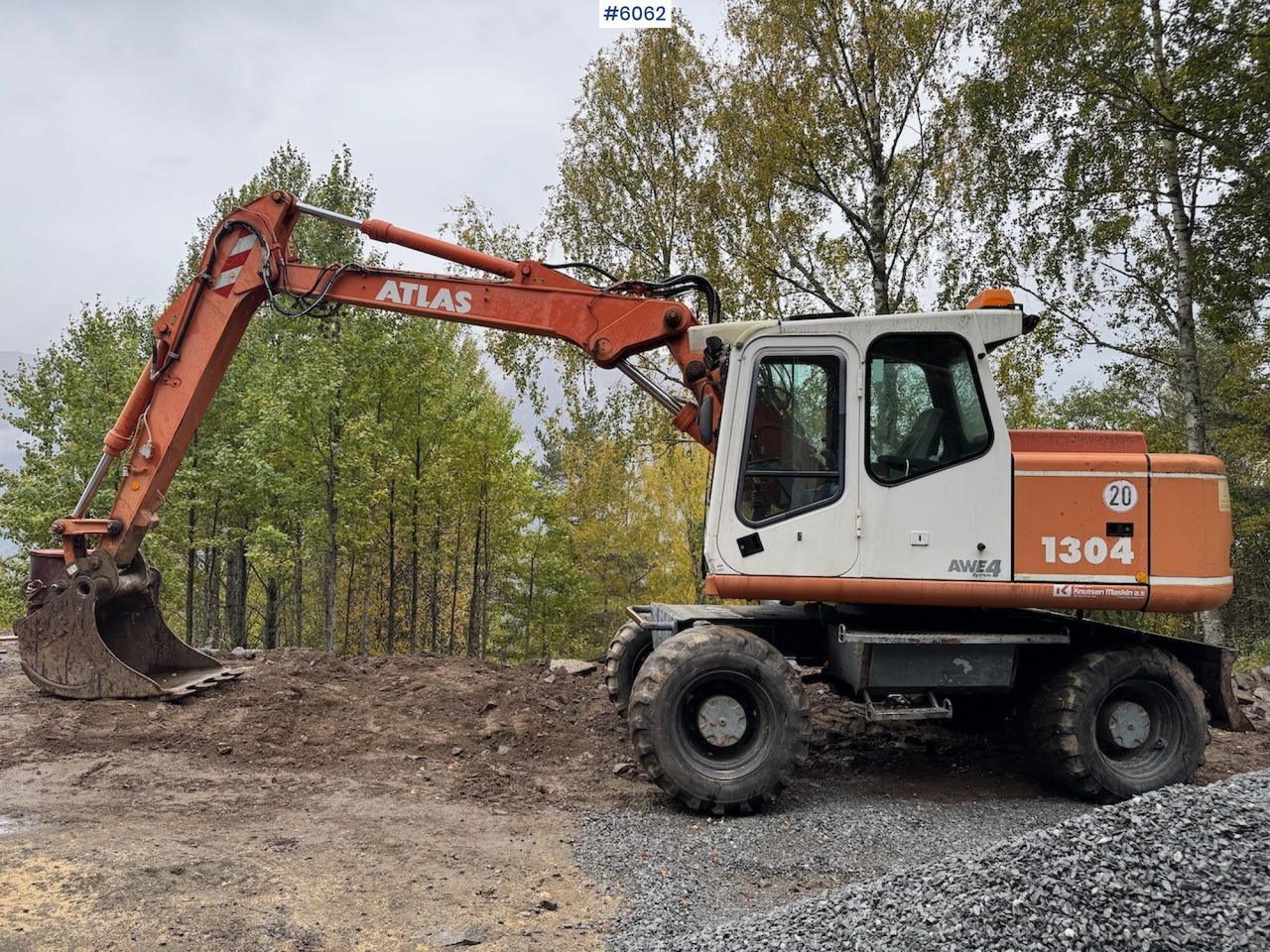 2002 Atlas 1304 w/ 1 backhoe bucket Low Hours! - Escavadeira: foto 1 2002 Atlas 1304 w/ 1 backhoe bucket Low Hours! - Escavadeira: foto 1