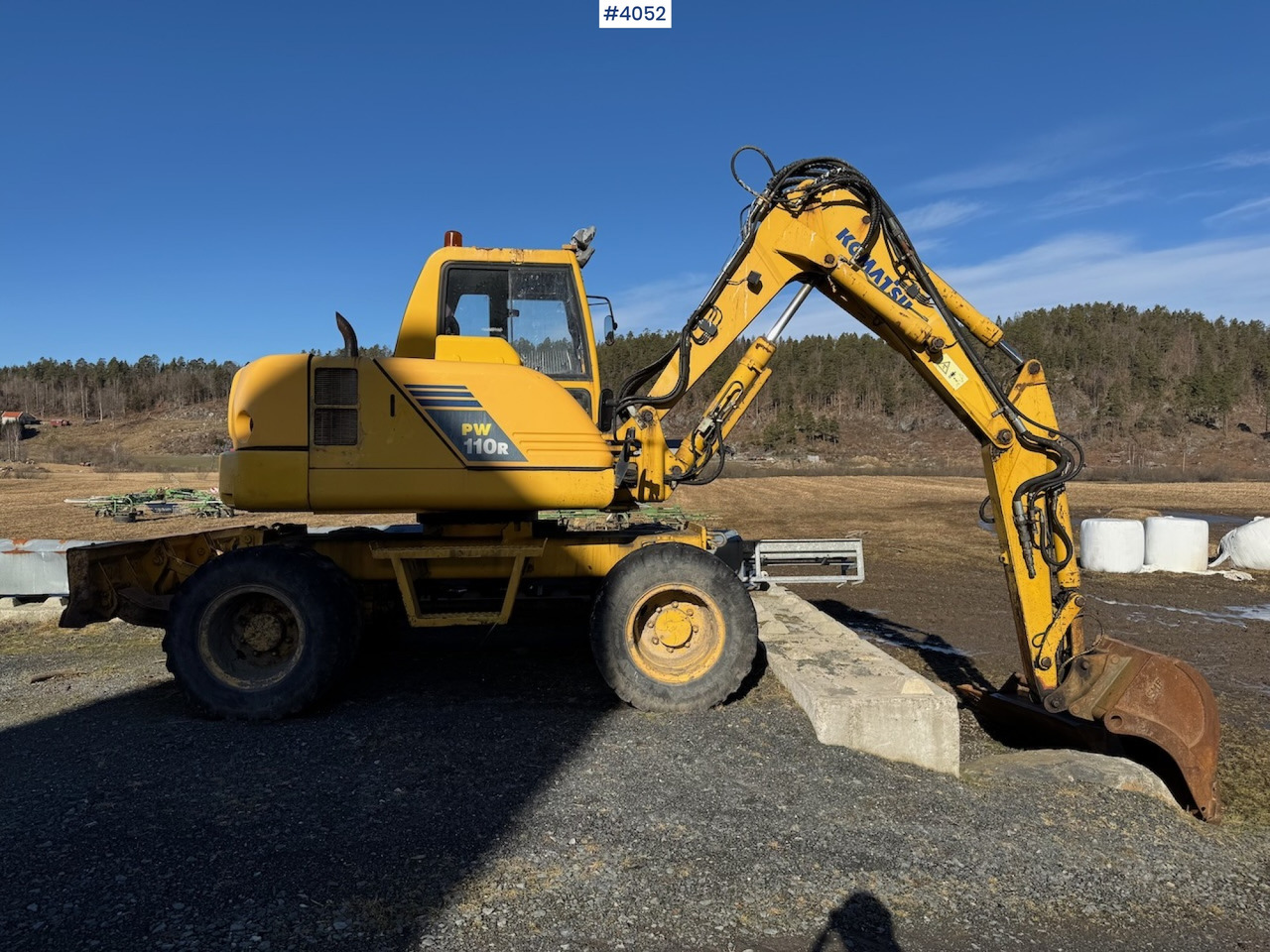 2004 Komatsu PW 110R - Escavadeira: foto 2 2004 Komatsu PW 110R - Escavadeira: foto 2