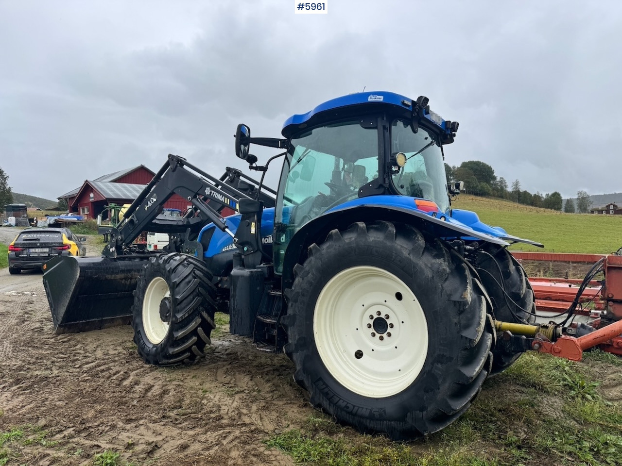 2004 New Holland TS115A with front loader - Trator: foto 4 2004 New Holland TS115A with front loader - Trator: foto 4