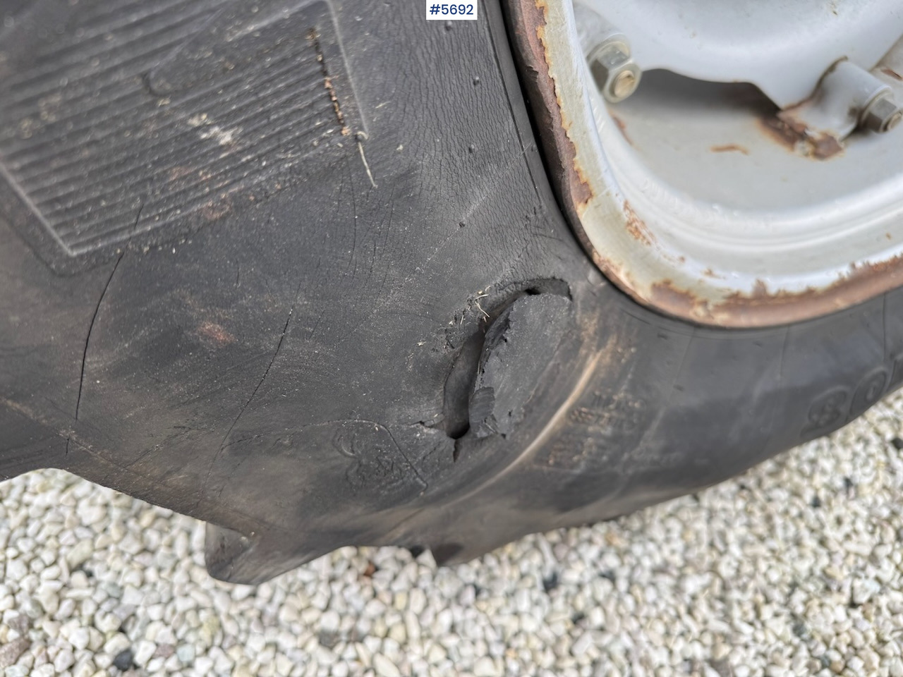 Trator 2006 Massey Ferguson 6470 w/ front hydraulics.: foto 19