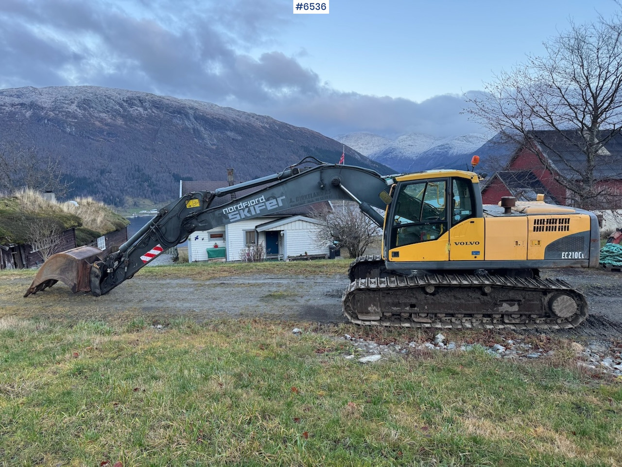 2007 Volvo EC 210 CL w/ excavator bucket and good chassis. - Escavadeira: foto 4 2007 Volvo EC 210 CL w/ excavator bucket and good chassis. - Escavadeira: foto 4