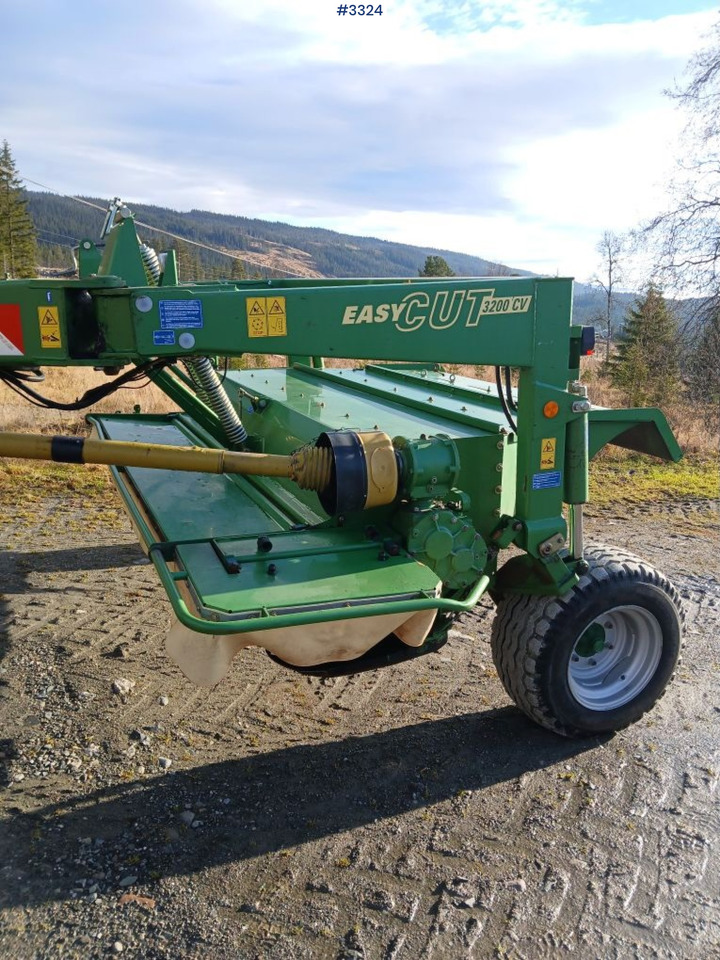 2008 Krone Easycut 3200CV Mower - Máquina para produção de feno: foto 3 2008 Krone Easycut 3200CV Mower - Máquina para produção de feno: foto 3