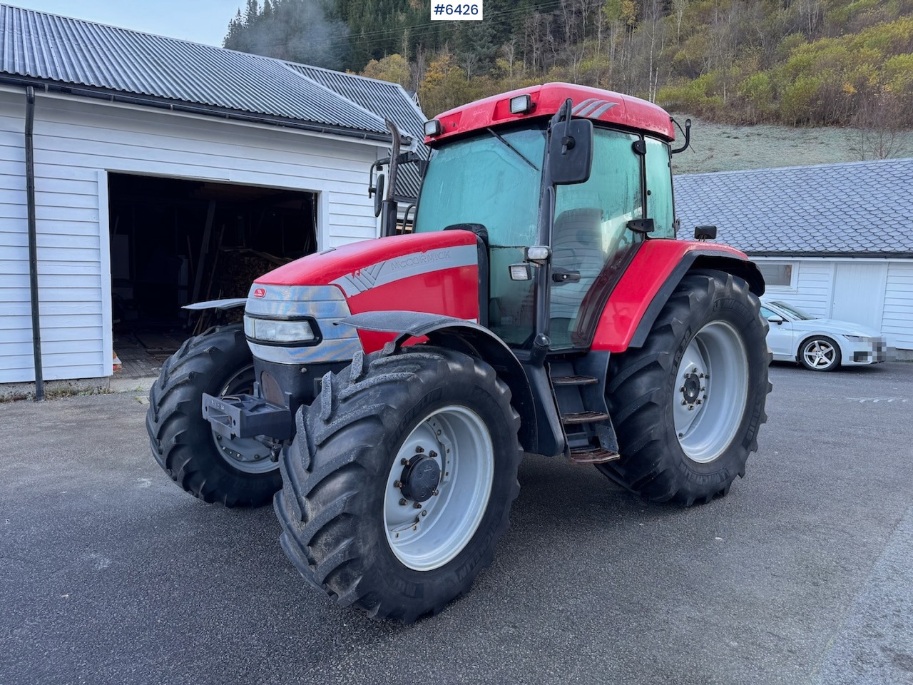 2010 McCormick MC130 Low hours! - Trator: foto 2 2010 McCormick MC130 Low hours! - Trator: foto 2