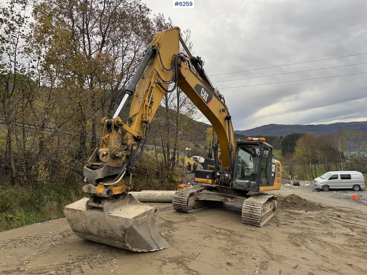 2012 Cat 324 E w/ rotor tilt, sanding bucket and digging bucket. - Escavadeira: foto 5 2012 Cat 324 E w/ rotor tilt, sanding bucket and digging bucket. - Escavadeira: foto 5