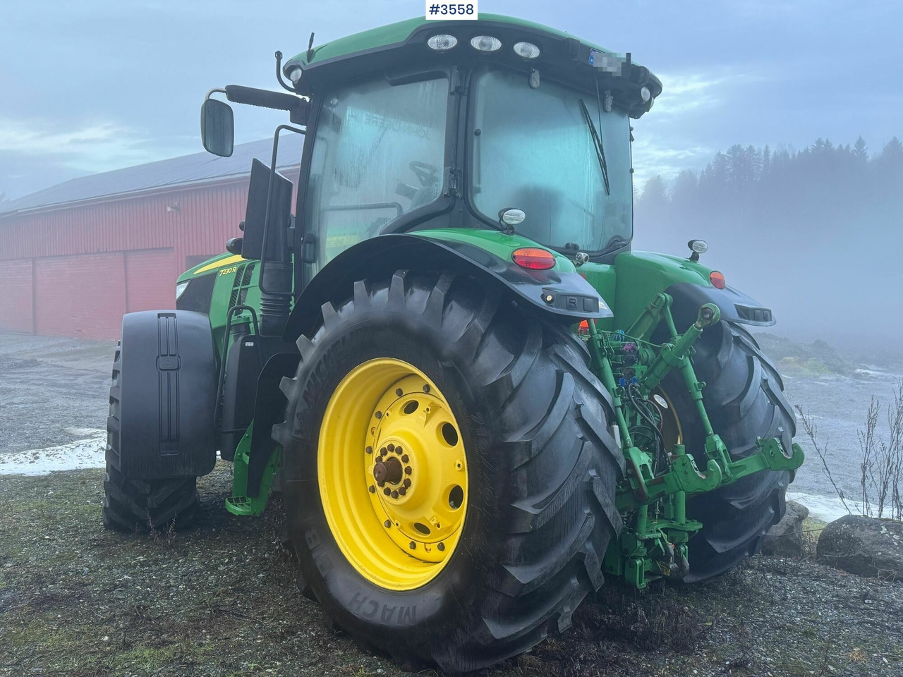2012 John Deere 7230R w/ GPS and 3 hydraulic outlets! - Trator: foto 5 2012 John Deere 7230R w/ GPS and 3 hydraulic outlets! - Trator: foto 5