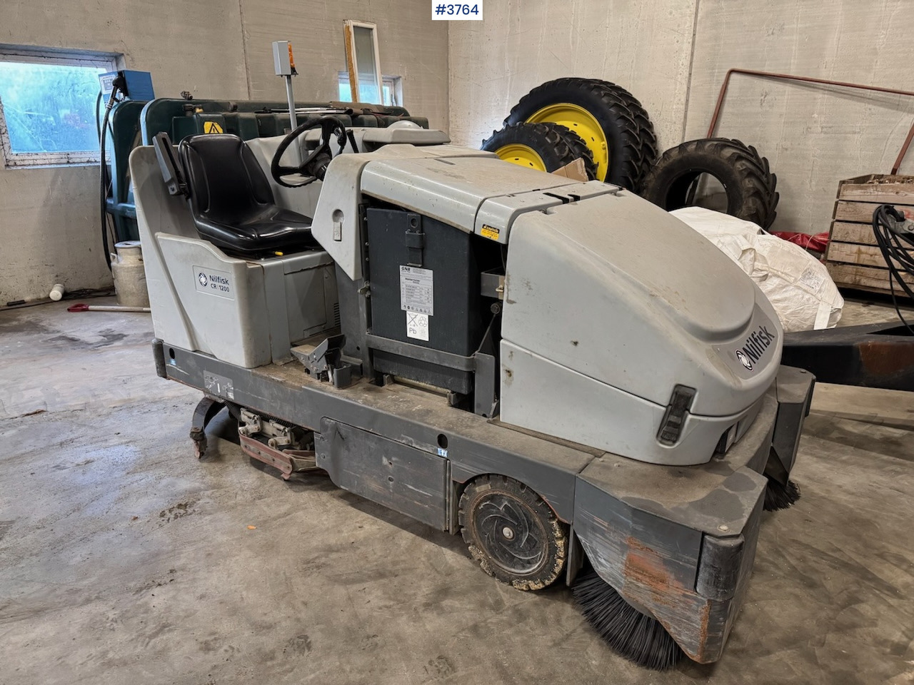 2012 Nilfisk CR 1200 broom and sweeper - Varredora industrial: foto 2 2012 Nilfisk CR 1200 broom and sweeper - Varredora industrial: foto 2