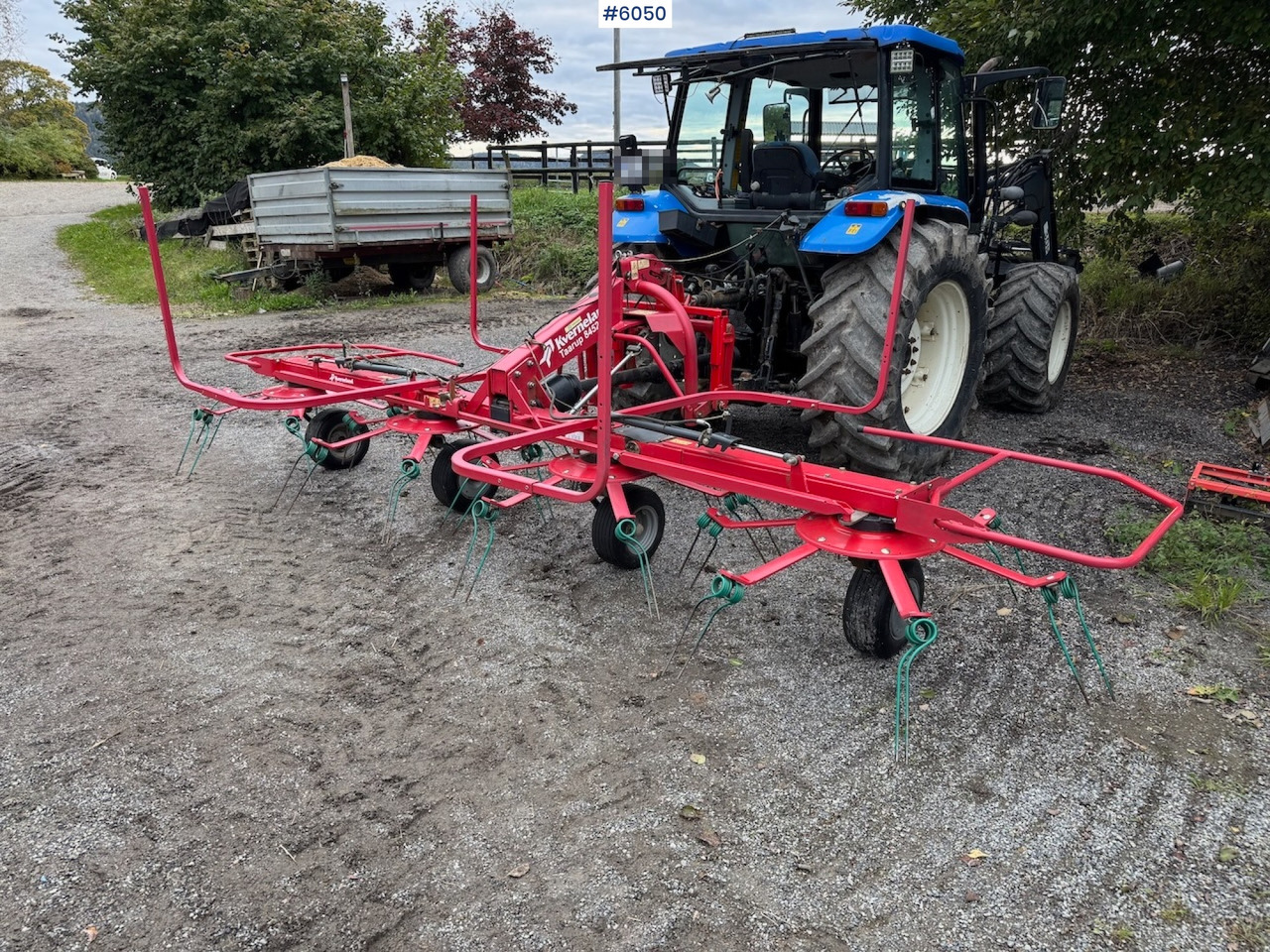 2014 Kverneland Taarup 8452 Spreader harrow. - Máquina para produção de feno: foto 2 2014 Kverneland Taarup 8452 Spreader harrow. - Máquina para produção de feno: foto 2