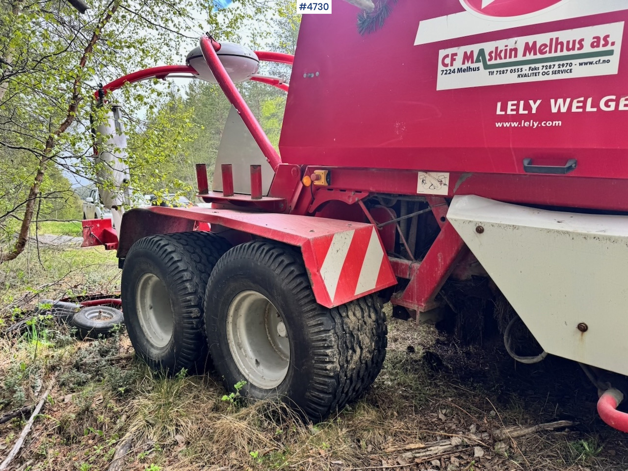 2015 Lely Welger Double Action 235 Profi - Máquina para produção de feno: foto 4 2015 Lely Welger Double Action 235 Profi - Máquina para produção de feno: foto 4