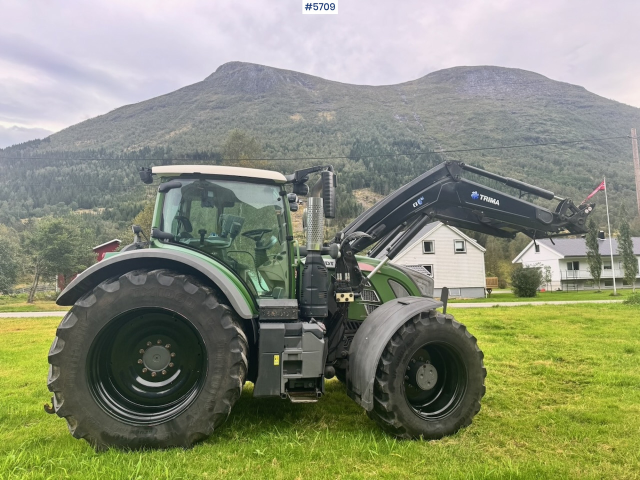 Locação financeira de  2017 Fendt 724 Vario w/ GPS, Front PTO, Loader and hydraulics. 2017 Fendt 724 Vario w/ GPS, Front PTO, Loader and hydraulics.: foto 8