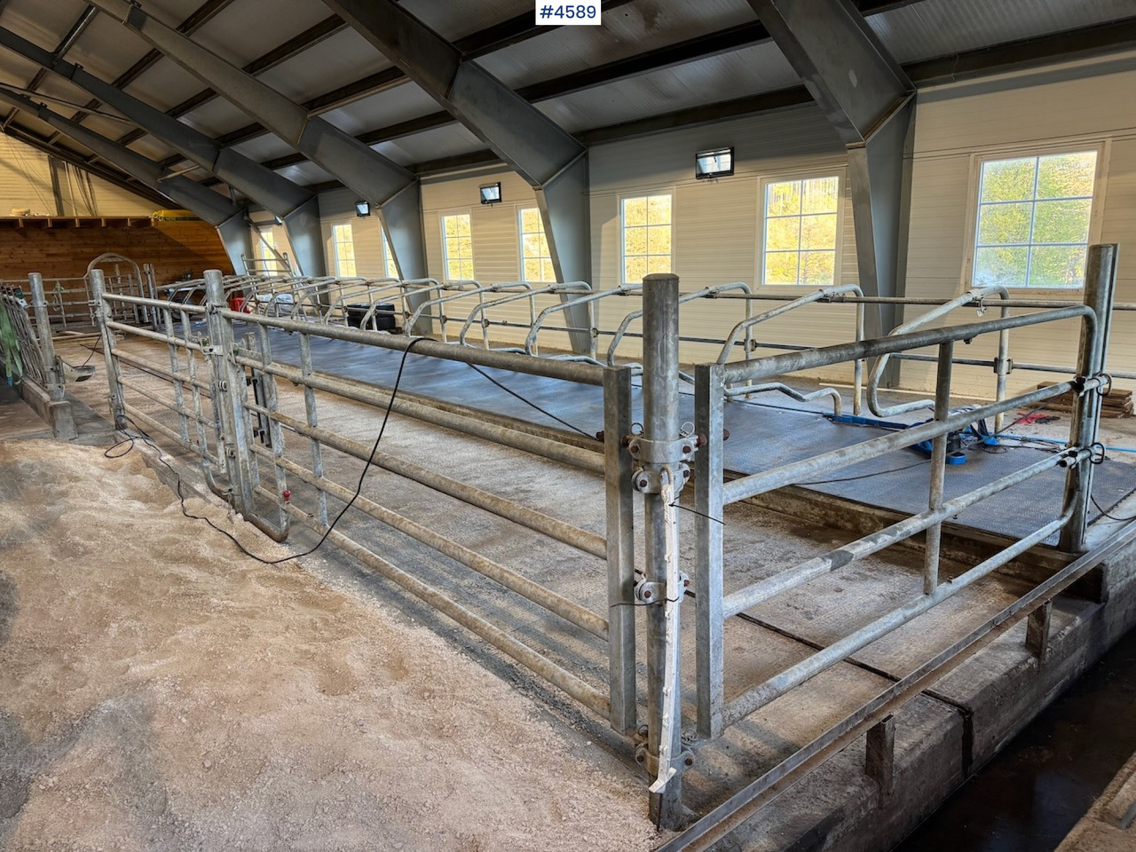 2018 Barn systems Barn furnishings - Equipamento de gado: foto 1 2018 Barn systems Barn furnishings - Equipamento de gado: foto 1