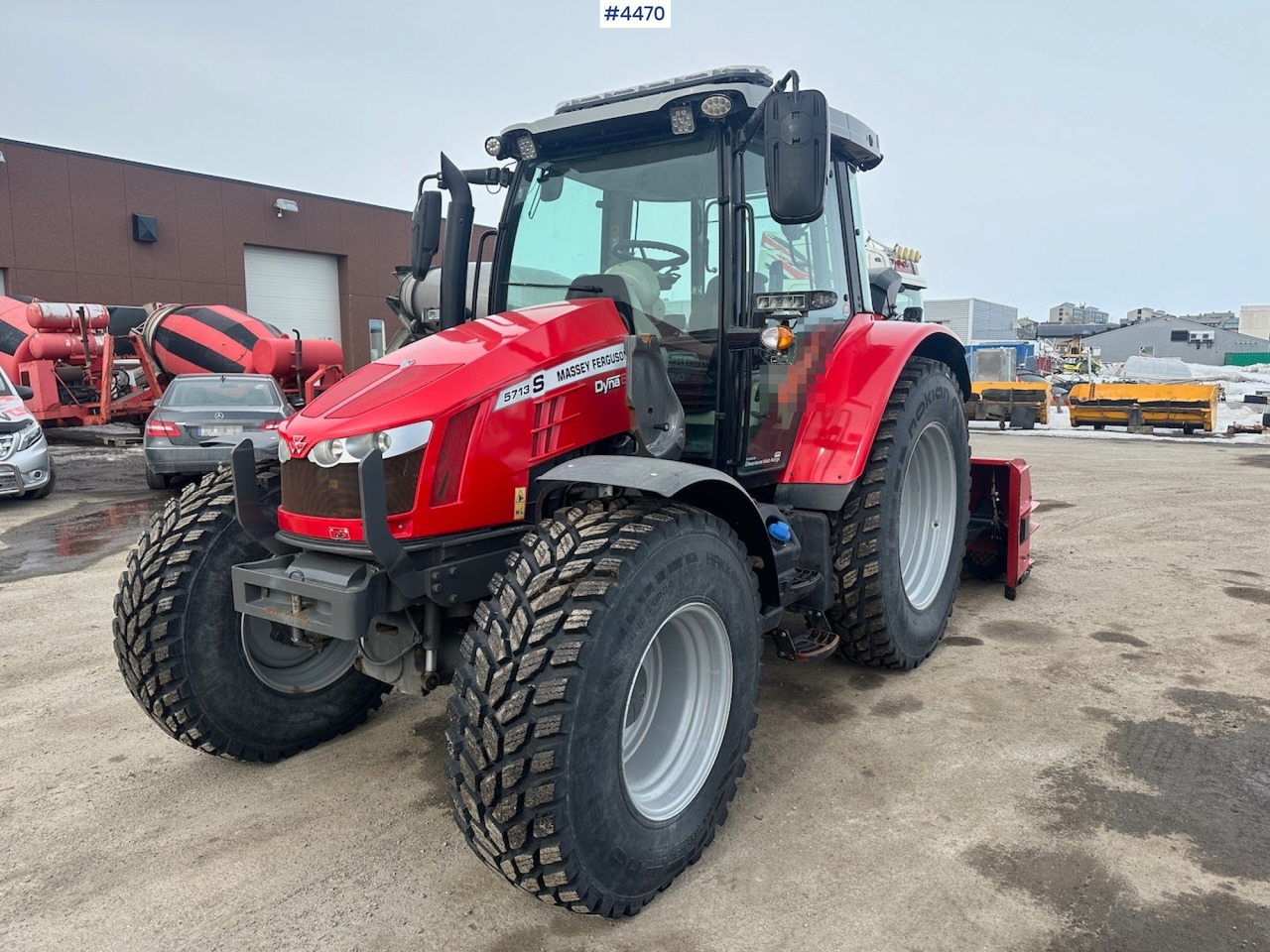 2018 Massey Ferguson MF5713 S w/ 2020 Dalen snow blower - Trator: foto 2 2018 Massey Ferguson MF5713 S w/ 2020 Dalen snow blower - Trator: foto 2