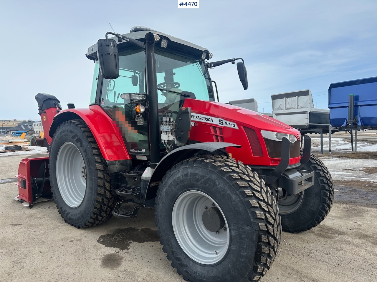 2018 Massey Ferguson MF5713 S w/ 2020 Dalen snow blower - Trator: foto 4 2018 Massey Ferguson MF5713 S w/ 2020 Dalen snow blower - Trator: foto 4
