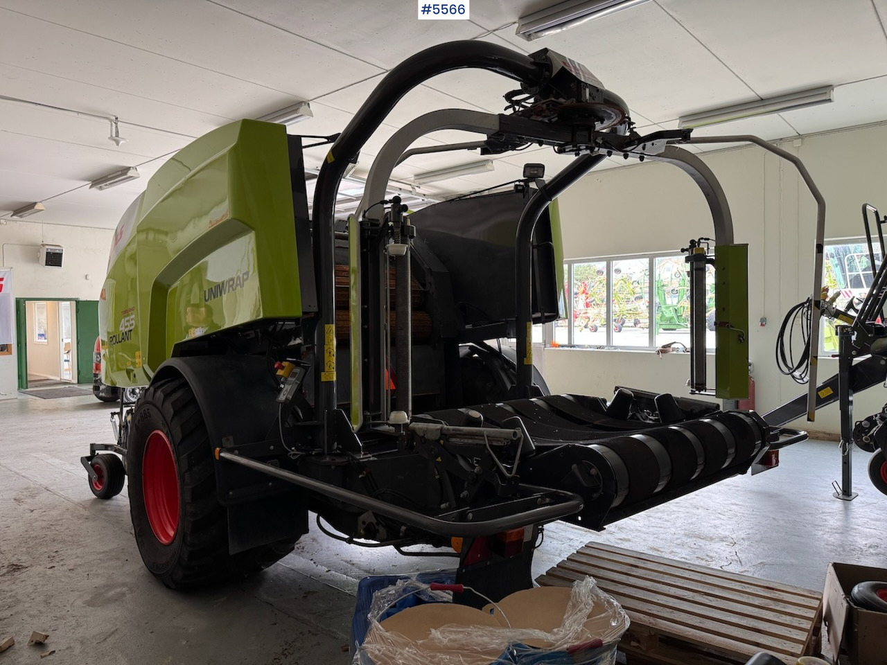 2019 Claas Rollant 455 Uniwrap - Máquina para produção de feno: foto 4 2019 Claas Rollant 455 Uniwrap - Máquina para produção de feno: foto 4