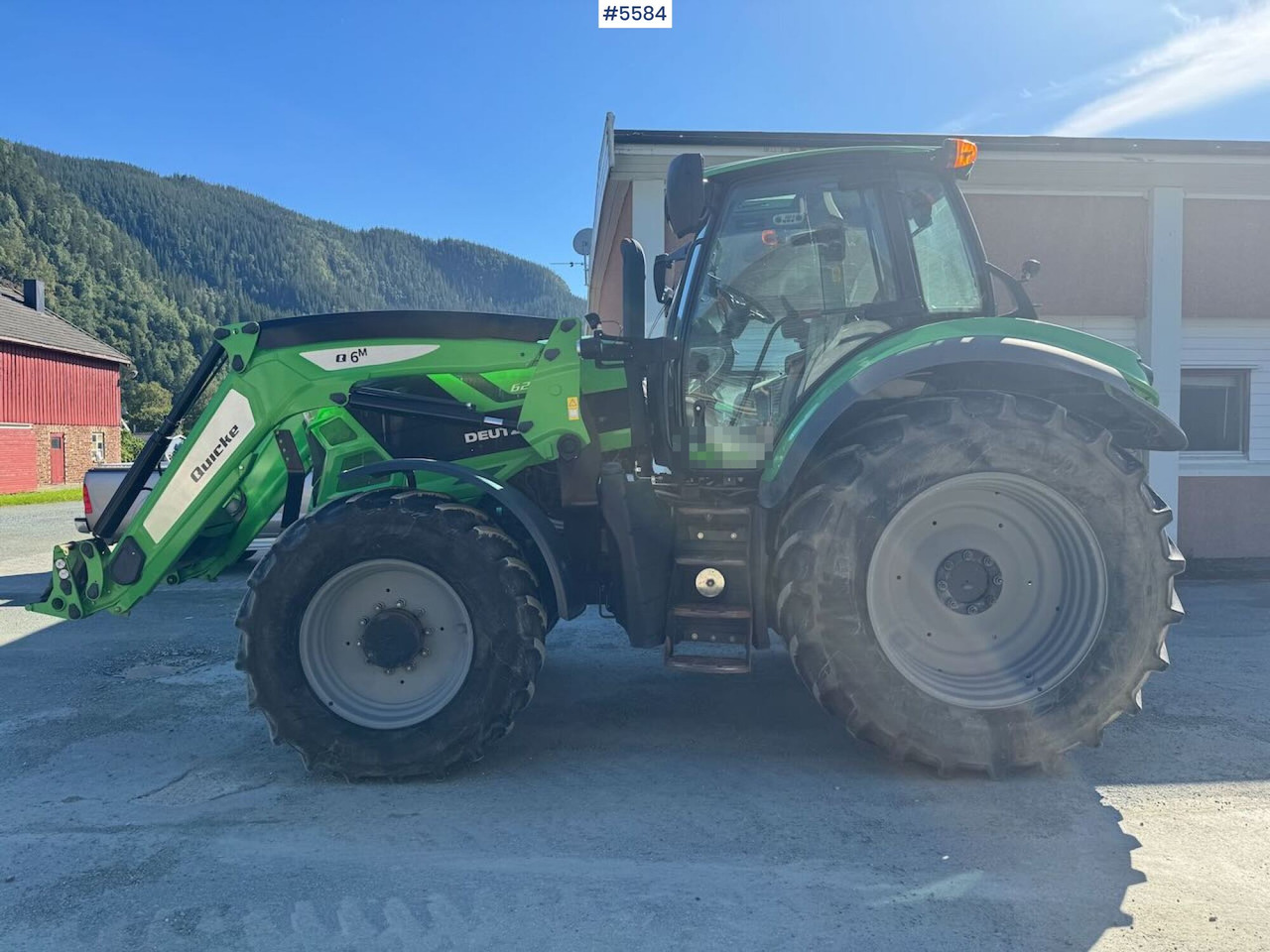 2020 Deutz-Fahr 6215 Agrotron w/ front loader & 2 sets of tires - Trator: foto 4 2020 Deutz-Fahr 6215 Agrotron w/ front loader & 2 sets of tires - Trator: foto 4