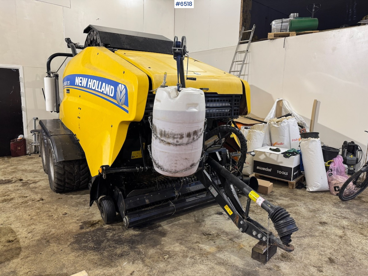 2020 New Holland Roll Baler 135 Ultra. - Máquina para produção de feno: foto 5 2020 New Holland Roll Baler 135 Ultra. - Máquina para produção de feno: foto 5