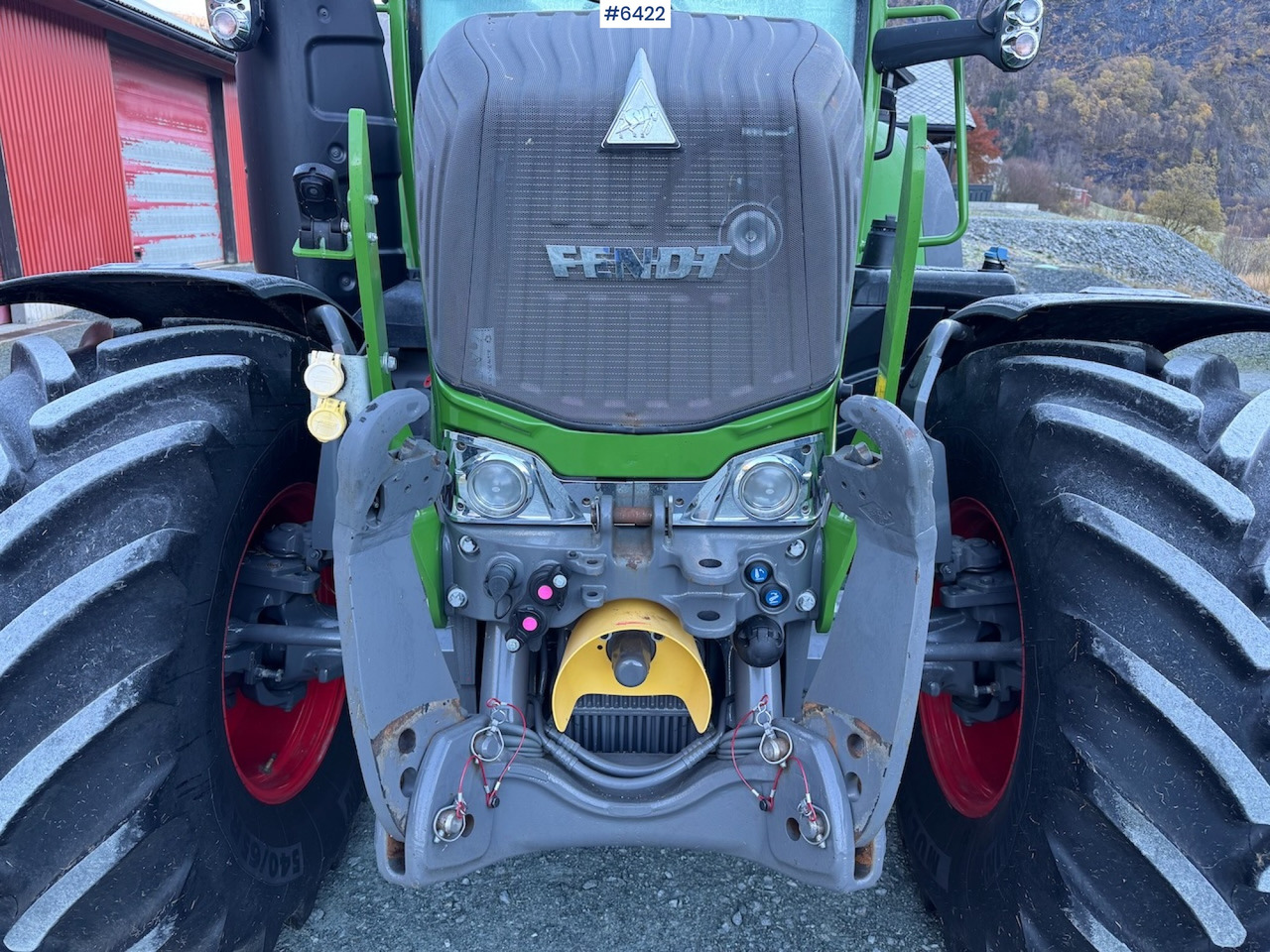 Trator 2021 Fendt 314 Vario Profi Plus w/ front hydraulics and front PTO. Low hours!: foto 6