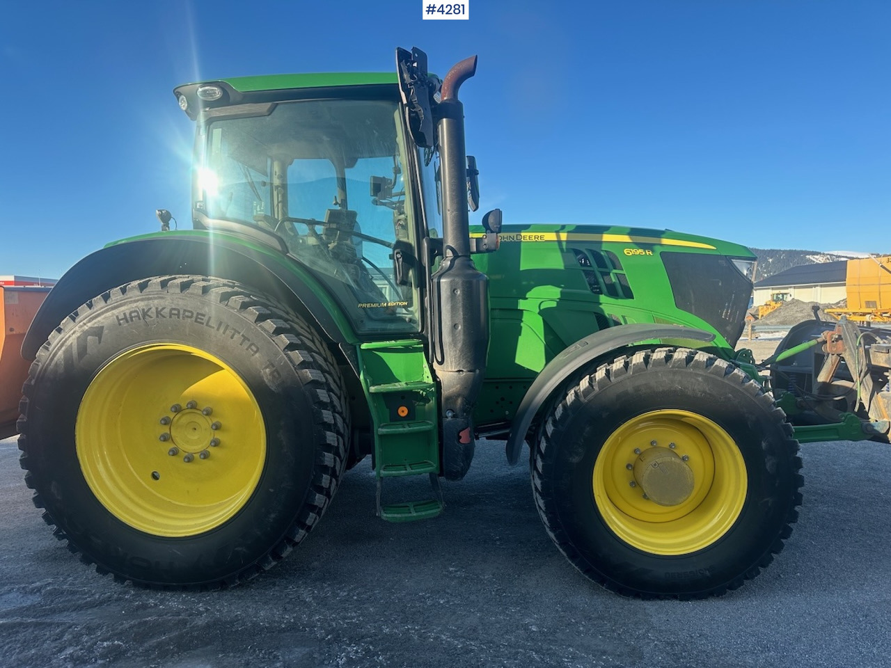 2021 John Deere 6195R 4x4 Tractor with summer and winter tires - Trator: foto 5 2021 John Deere 6195R 4x4 Tractor with summer and winter tires - Trator: foto 5