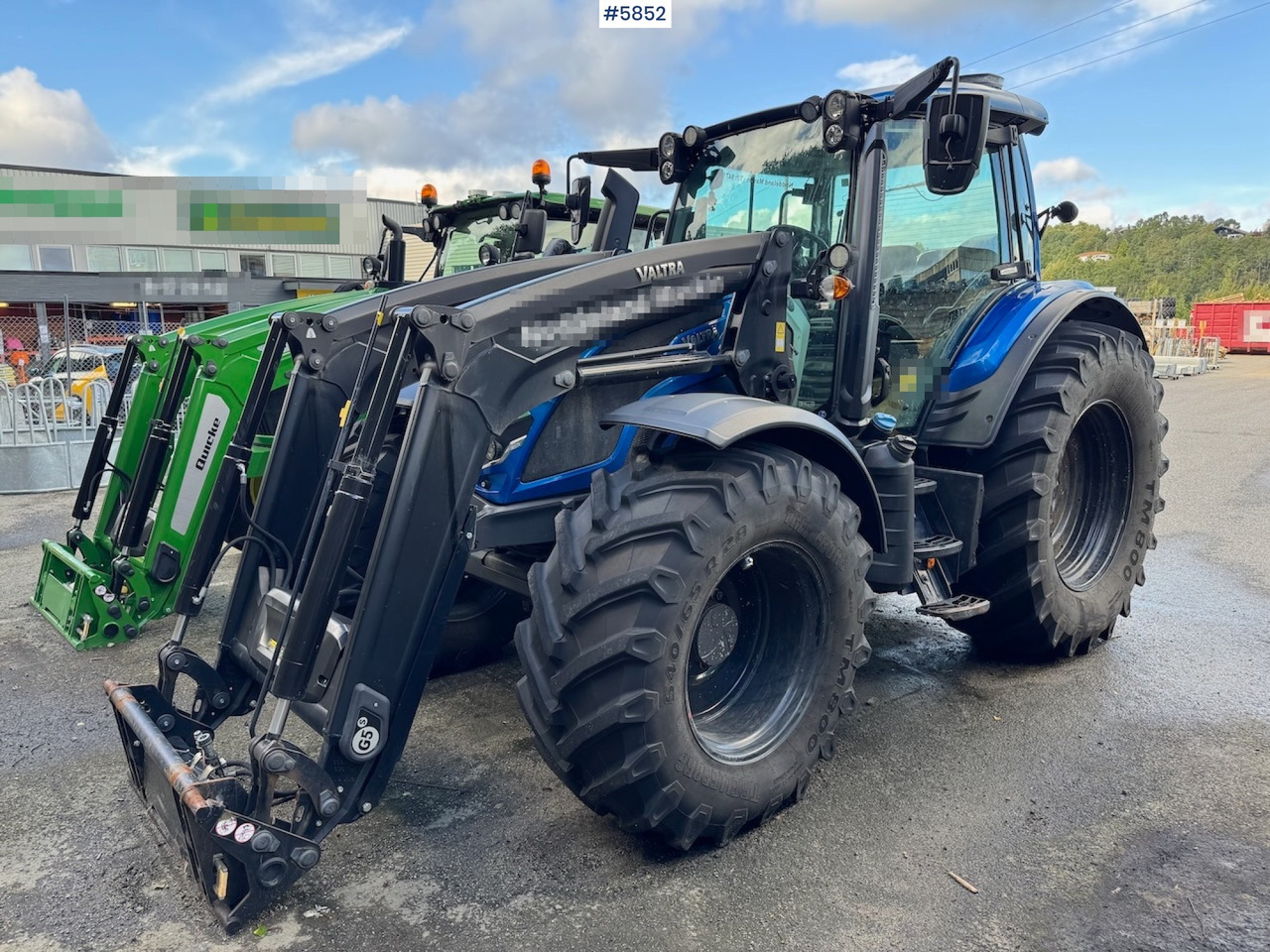2022 Valtra N175 w/ front loader. - Trator: foto 1 2022 Valtra N175 w/ front loader. - Trator: foto 1